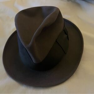 Classic Grey 
Dobbs Felt Fedora